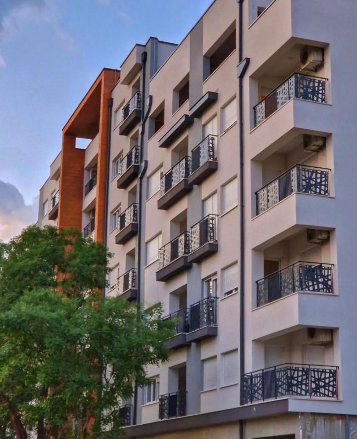Merak2 Apartment- Free Private Parking モスタル エクステリア 写真